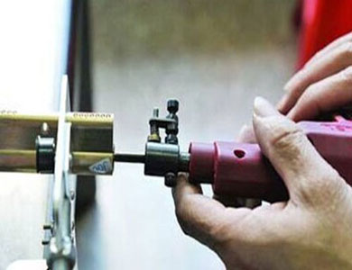 勐海24小时上门开锁公司